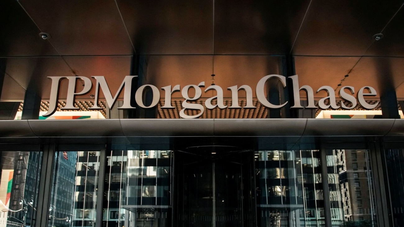 JPMORGAN-CHASE-MOVES-0_1768237552956_1768237575271.JPG