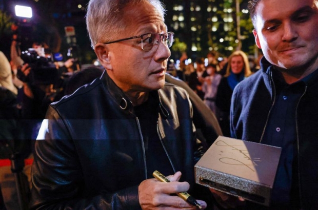 LYNXMPEM0U091_L.jpg