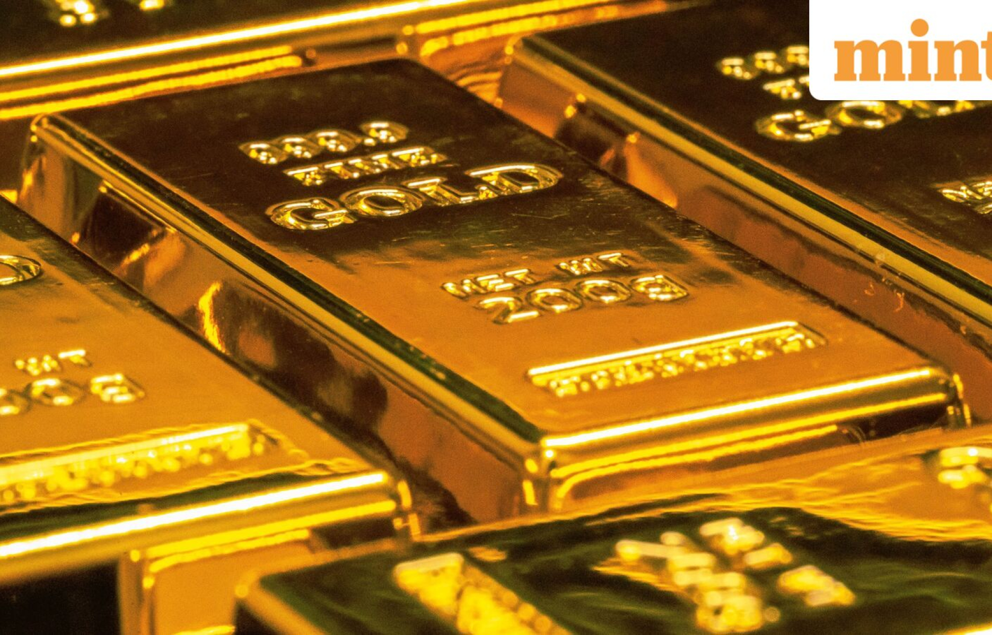 gold_1775384566852_1775384567071.jpg
