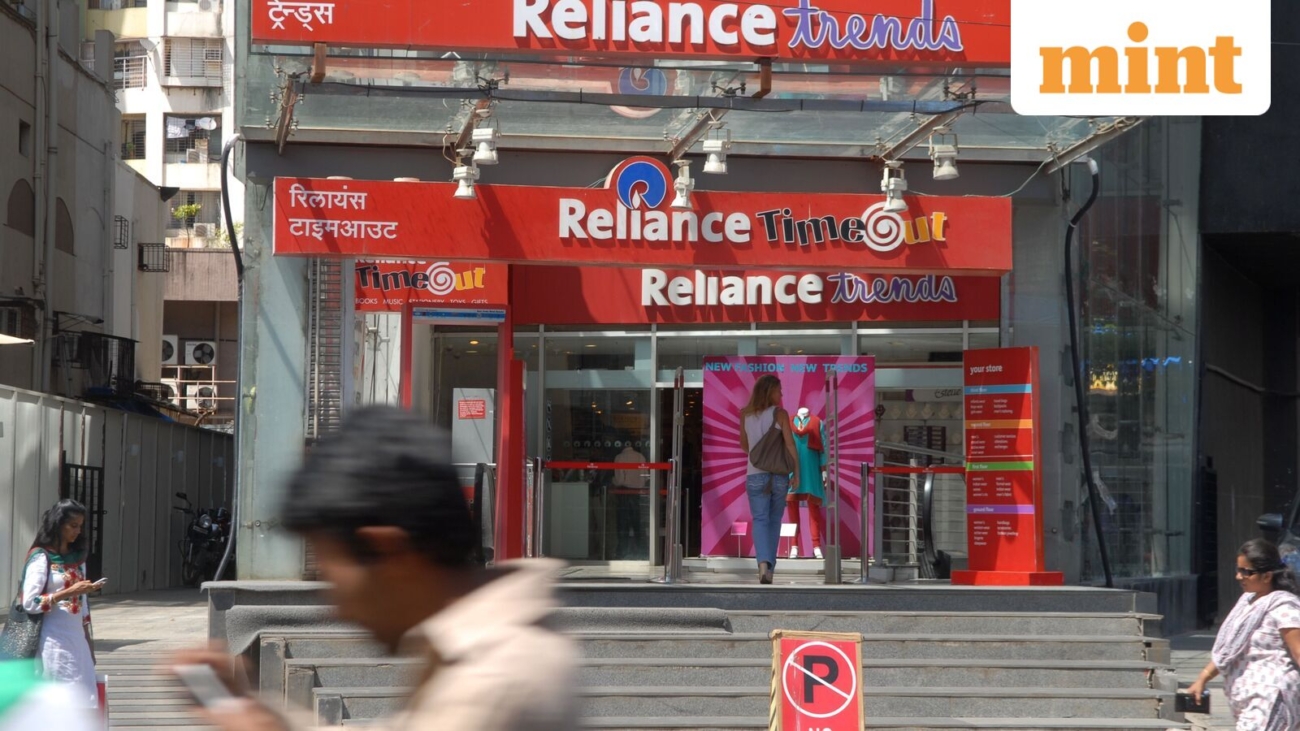 2-0-445002088-Reliance-Trends-0_1680886563576_1781863281689_099596b3-86af-4555-bd8c-6b4833ff59ba.JPG