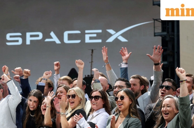 SPACEX-BONDS-0_1782391121448_1782391132637_a145da59-1ead-4773-902c-a3e3312e669b.JPG