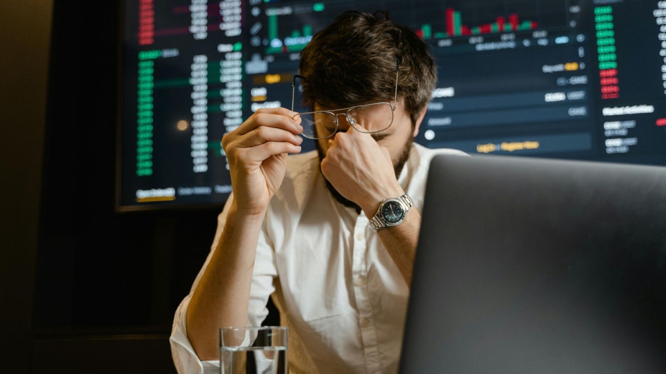 Stock_market_crash_Pexels_1773888311515_1773888316719_1782727030360_476bd1dd-807e-4d7c-9a0e-6195d761.jpeg