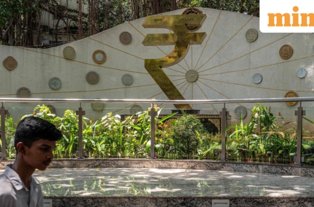 rupee_1781678094950_1781678095199_127b832d-797f-44bf-a3f9-1919a104d038.jpg